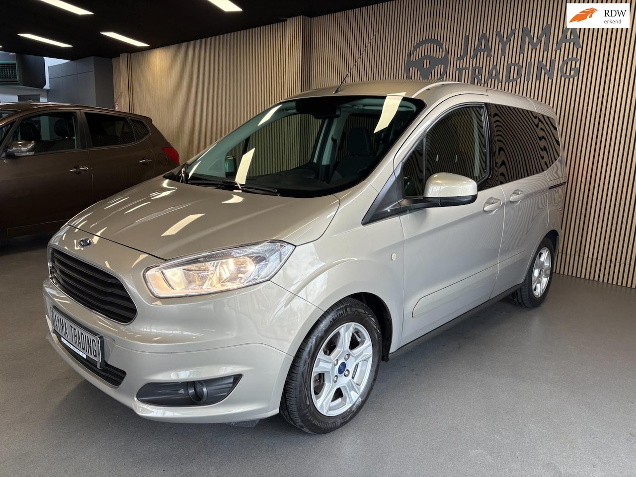 Ford Tourneo Courier - 1.0 Titanium 1.0 Titanium - AutoWereld.nl