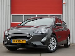 Ford Focus Wagon - 1.0 EcoBoost Titanium Business/ lage km/ trekhaak