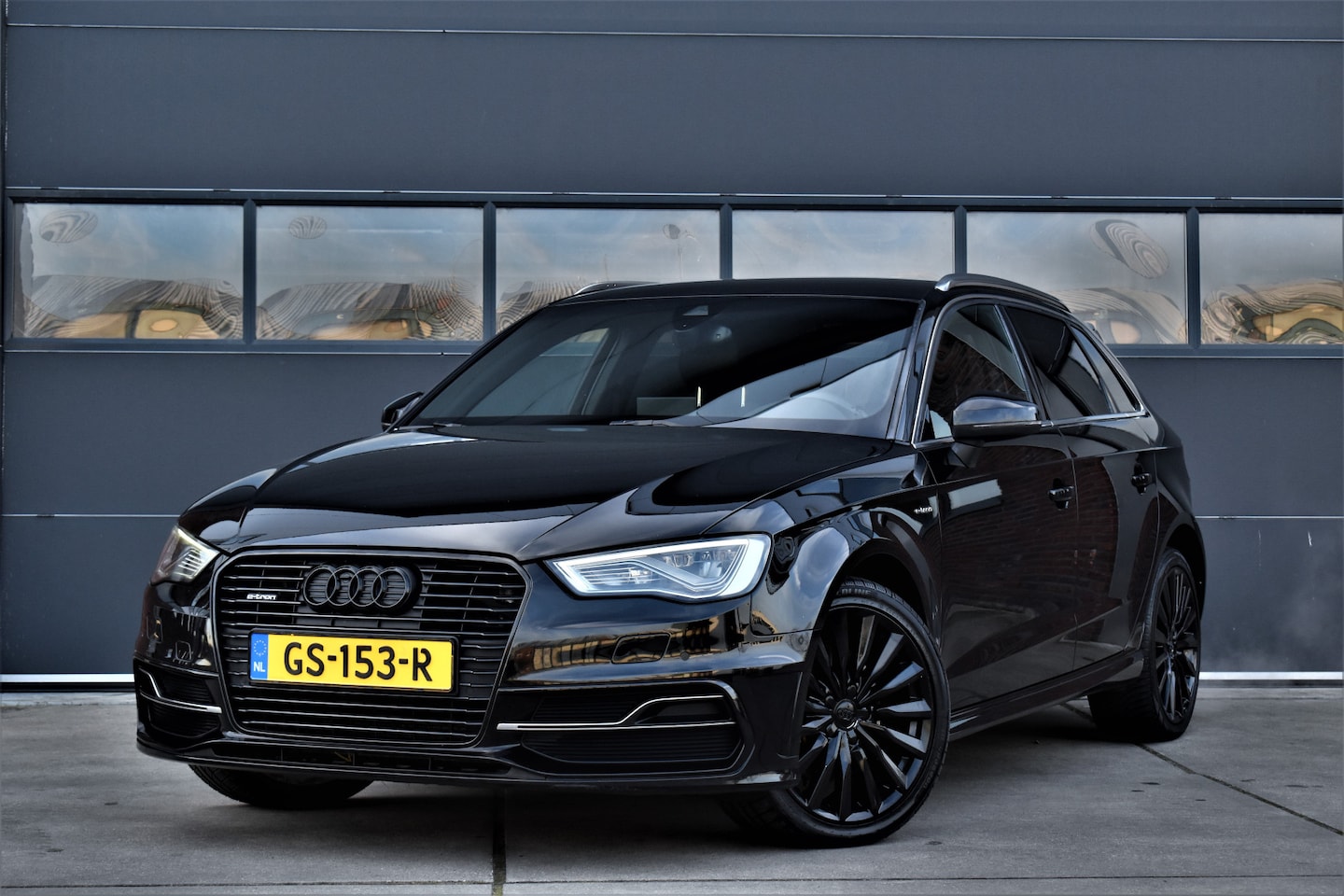 Audi A3 Sportback - 1.4 e-tron PHEV S-line B&O - Navi - Camera - Cruise - Leer - AutoWereld.nl