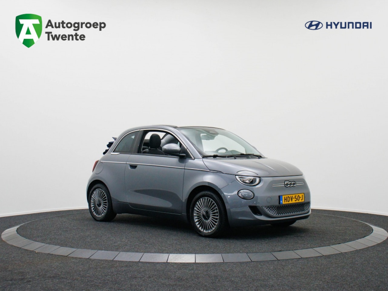 Fiat 500 C - Icon 42 kWh | Private lease 399 pm | Stoelverwarming - AutoWereld.nl