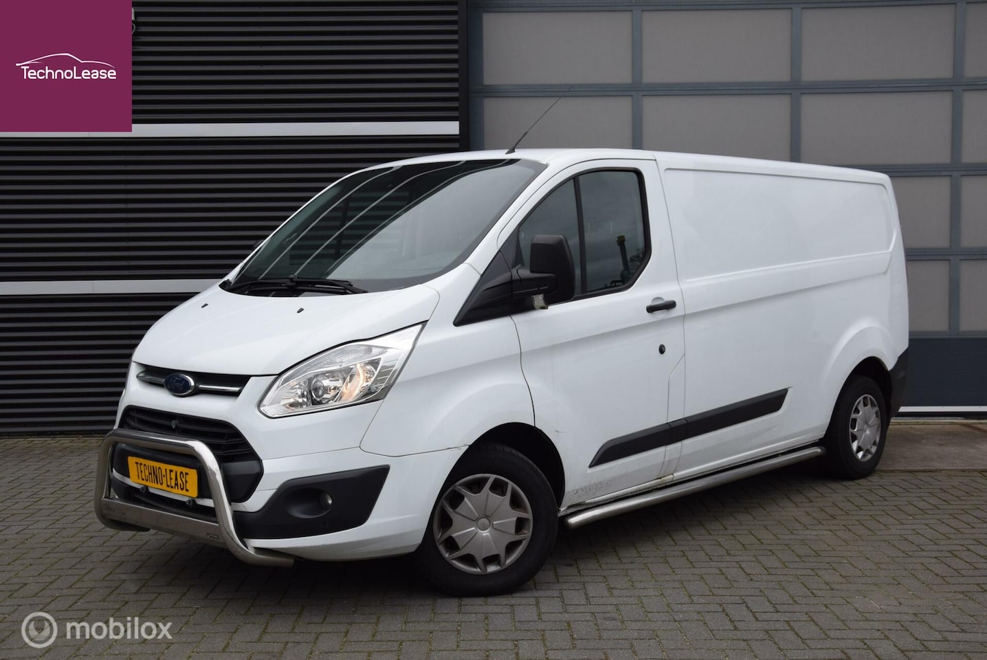 Ford Transit Custom - 290 2.0 TDCI L2H1 Trend trekhaak cruise control PDC - AutoWereld.nl