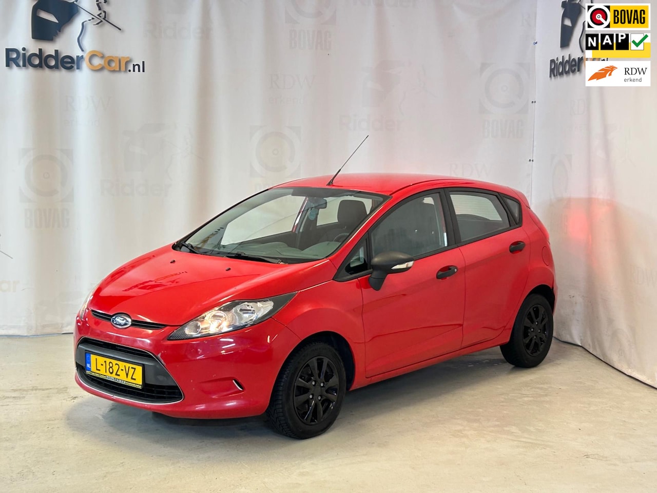 Ford Fiesta - 1.4 TDCI|1E EIG in NL|AIRCO|ELEK RAMEN VOOR|VELGEN| - AutoWereld.nl