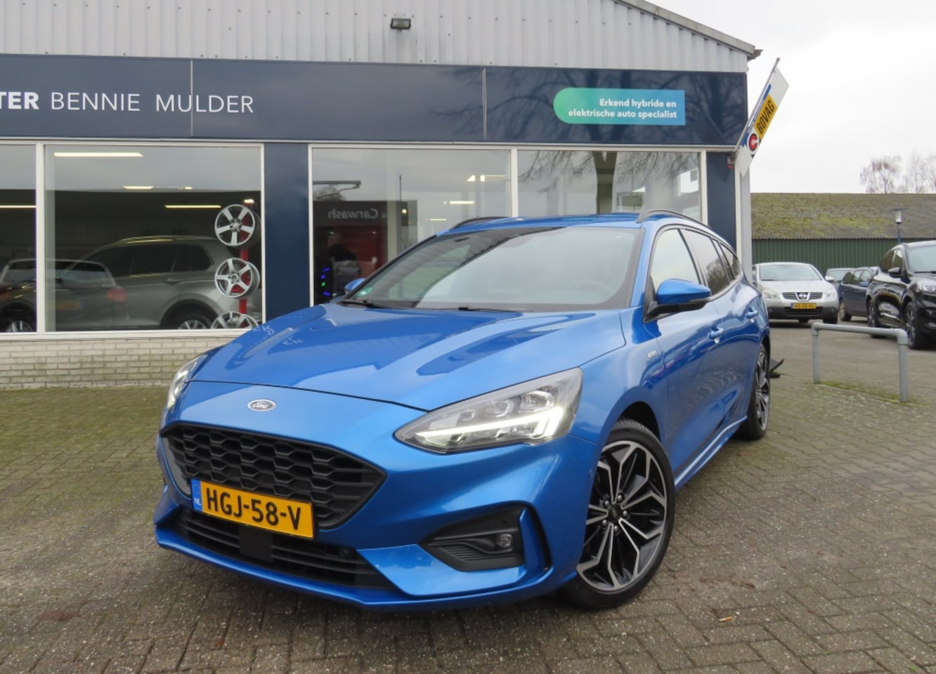 Ford Focus Wagon - 1.5 EcoBoost ST-Line AUT. / LED / CAMERA / TREKHAAK - AutoWereld.nl