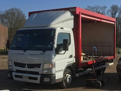 Mitsubishi Canter - Fuso 3C15 euro 5 motorschade drankenopbouw