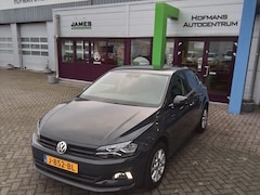 Volkswagen Polo - 1.0 TSI Comfortline Navigatie Adaptive cruiscontrole RIJKLAAR