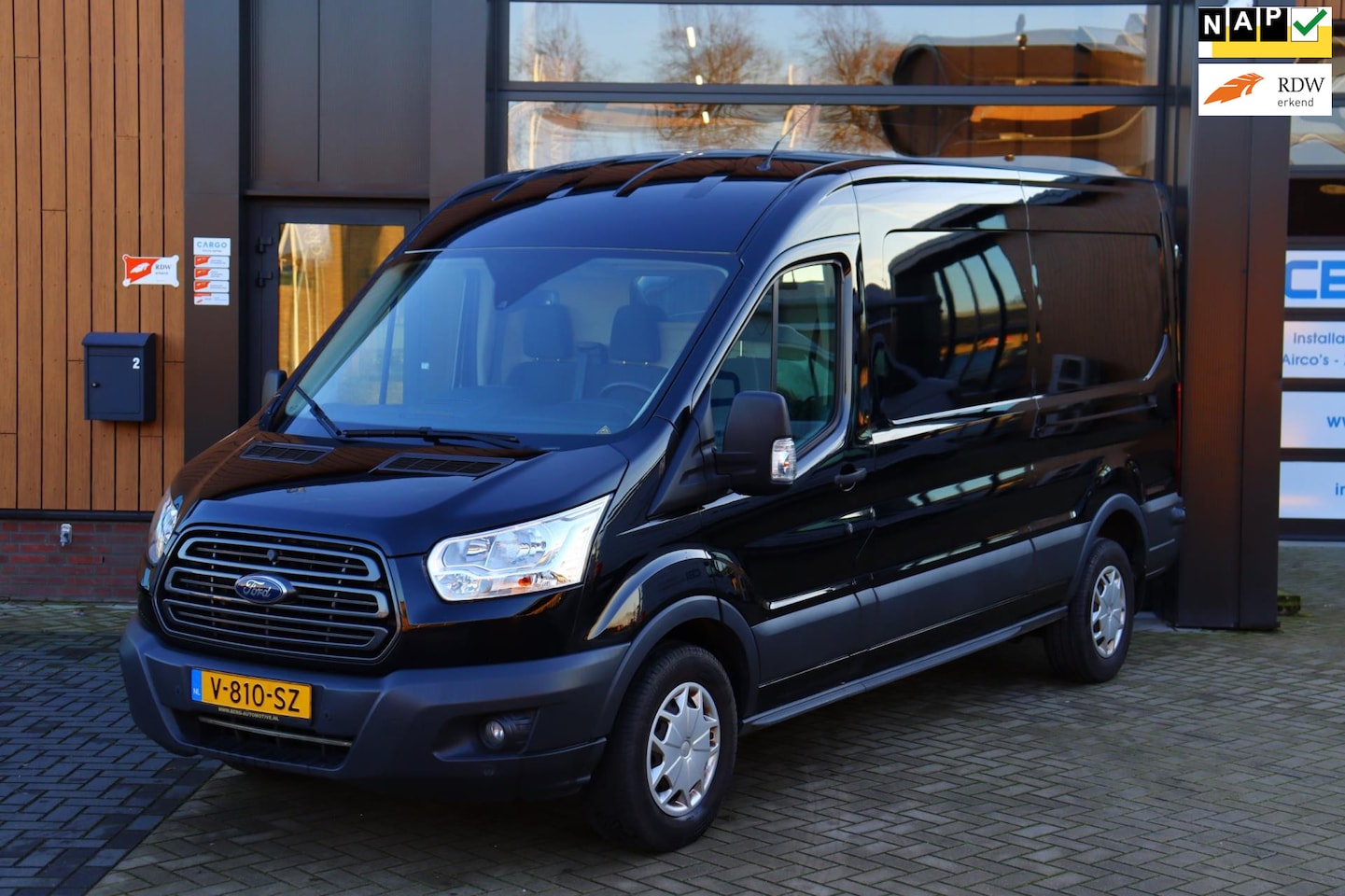 Ford Transit - 330 2.0 TDCI L3H2 Trend | NAP | Eerste Eigenaar | Automaat | Stoelverarming | Cruise Contr - AutoWereld.nl