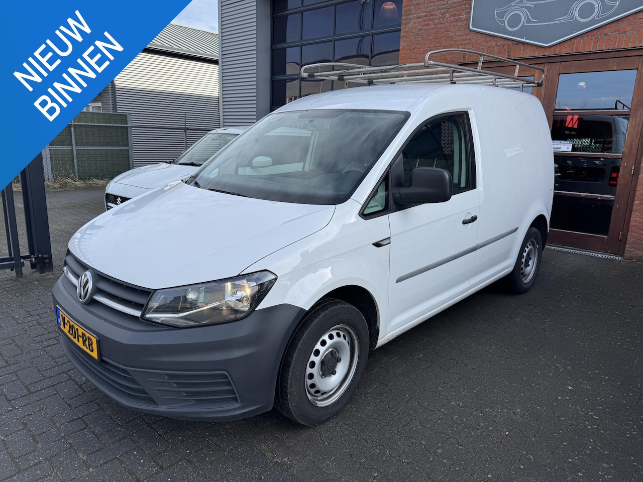 Volkswagen Caddy - 2.0 TDI L1H1 BMT Trendline | NAP | Nieuwe APK - AutoWereld.nl