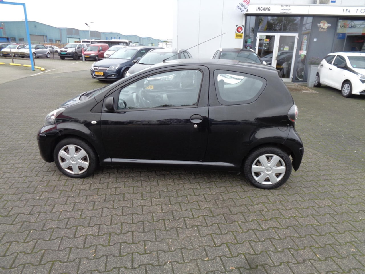 Toyota Aygo - 1.0-12V Cool 1.0-12V Cool - AutoWereld.nl