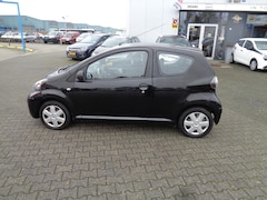 Toyota Aygo - 1.0-12V Cool 3 mnd garantie