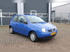 Volkswagen Lupo - 1.4-16V Trendline AUTOMAAT