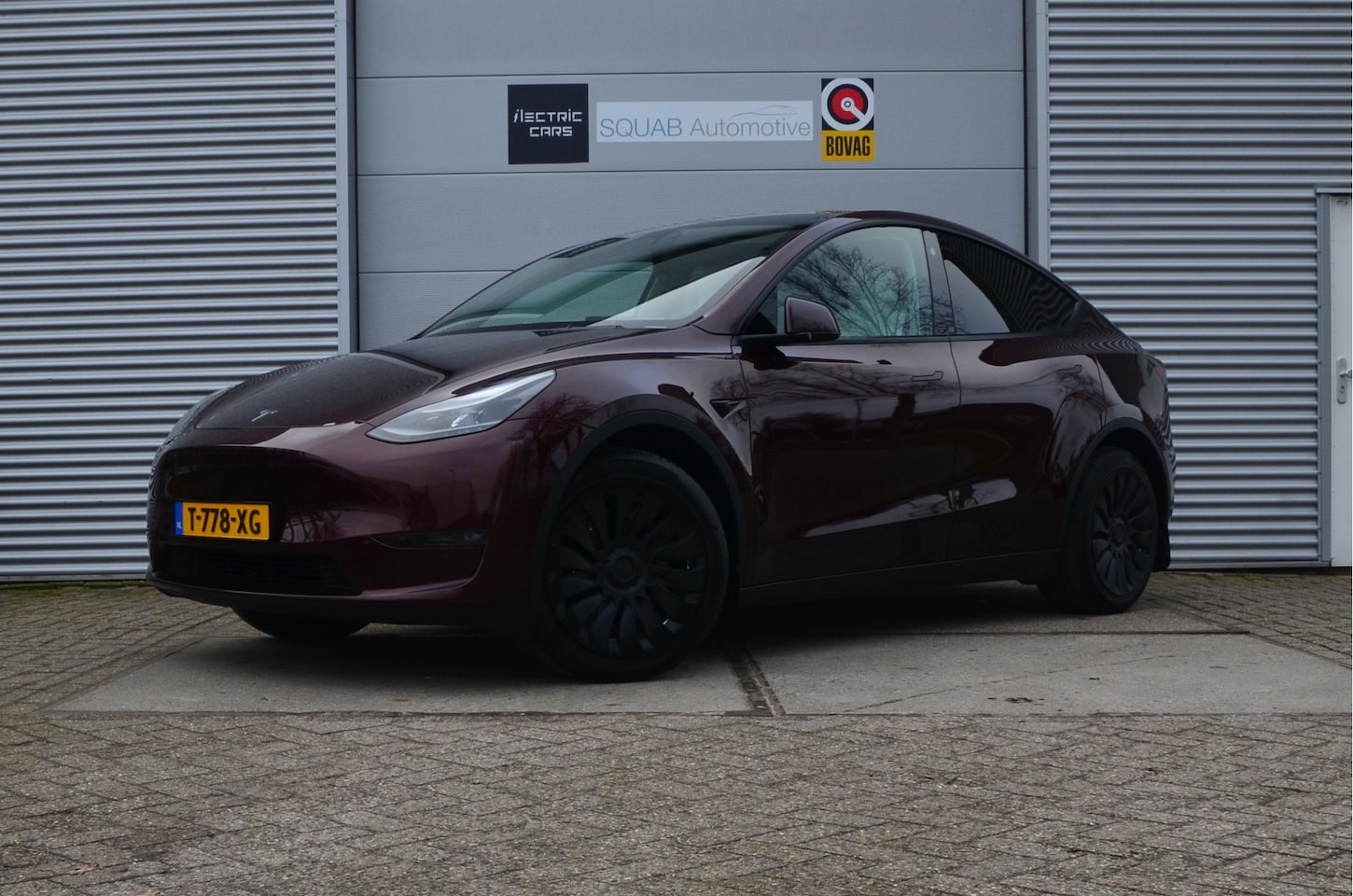 Tesla Model Y - Long Range AWD 75 kWh Trekhaak (1.600kg), AutoPilot - AutoWereld.nl