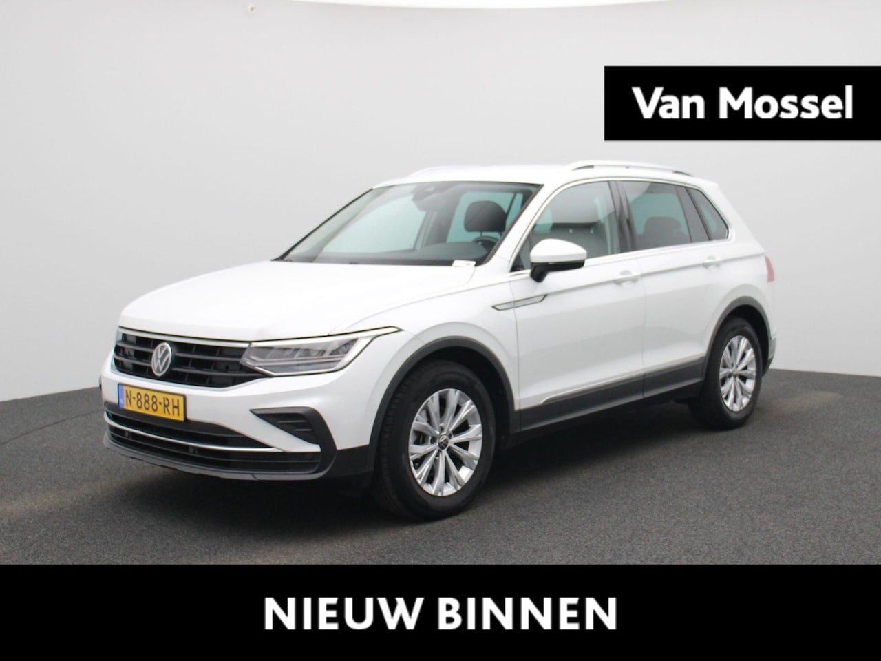 Volkswagen Tiguan - 1.5 TSI Life Business 150 PK | Automaat | Climatronic | Navigatie | Adaptieve Cruise Contr - AutoWereld.nl