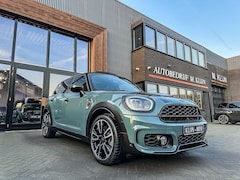 MINI Countryman - 2.0 Cooper S E ALL4 John Cooper Works Sage Green/Pano/Leer/Camera/19"/Btw