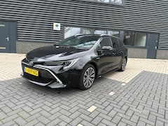 Toyota Corolla Touring Sports - 1.8 Hybrid Executive / BTW / Sportief / Leer