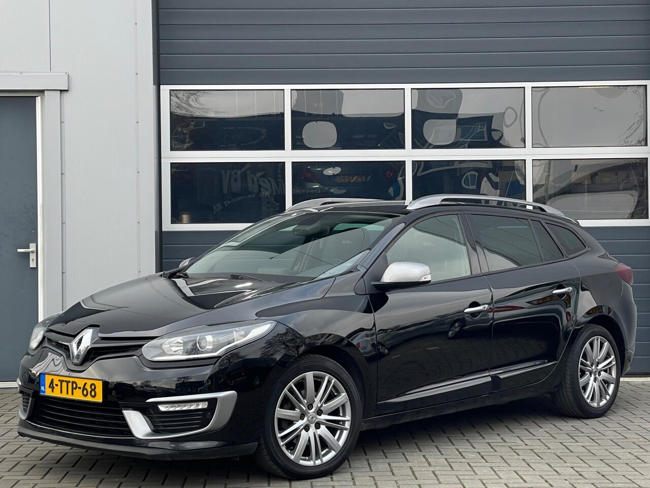 Renault Mégane Estate - 1.2 TCe GT-Line | Navi | Camera | Panoramadak | PDC v+a | Premium audio | 18'' velgen - AutoWereld.nl