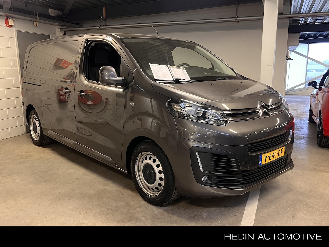 Citroën Jumpy - 2.0 150 PK Business 3-Pers. | Navigatie | Camera | Airconditioning | Cruise control | Carp - AutoWereld.nl