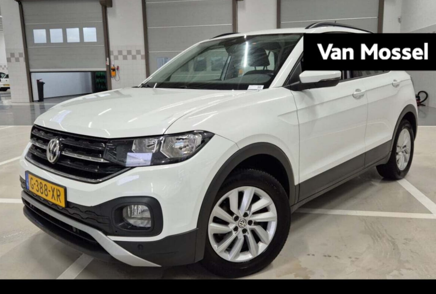 Volkswagen T-Cross - 1.0 TSI Life | Airco | Adaptive Cruise Control | Parkeersensoren | - AutoWereld.nl