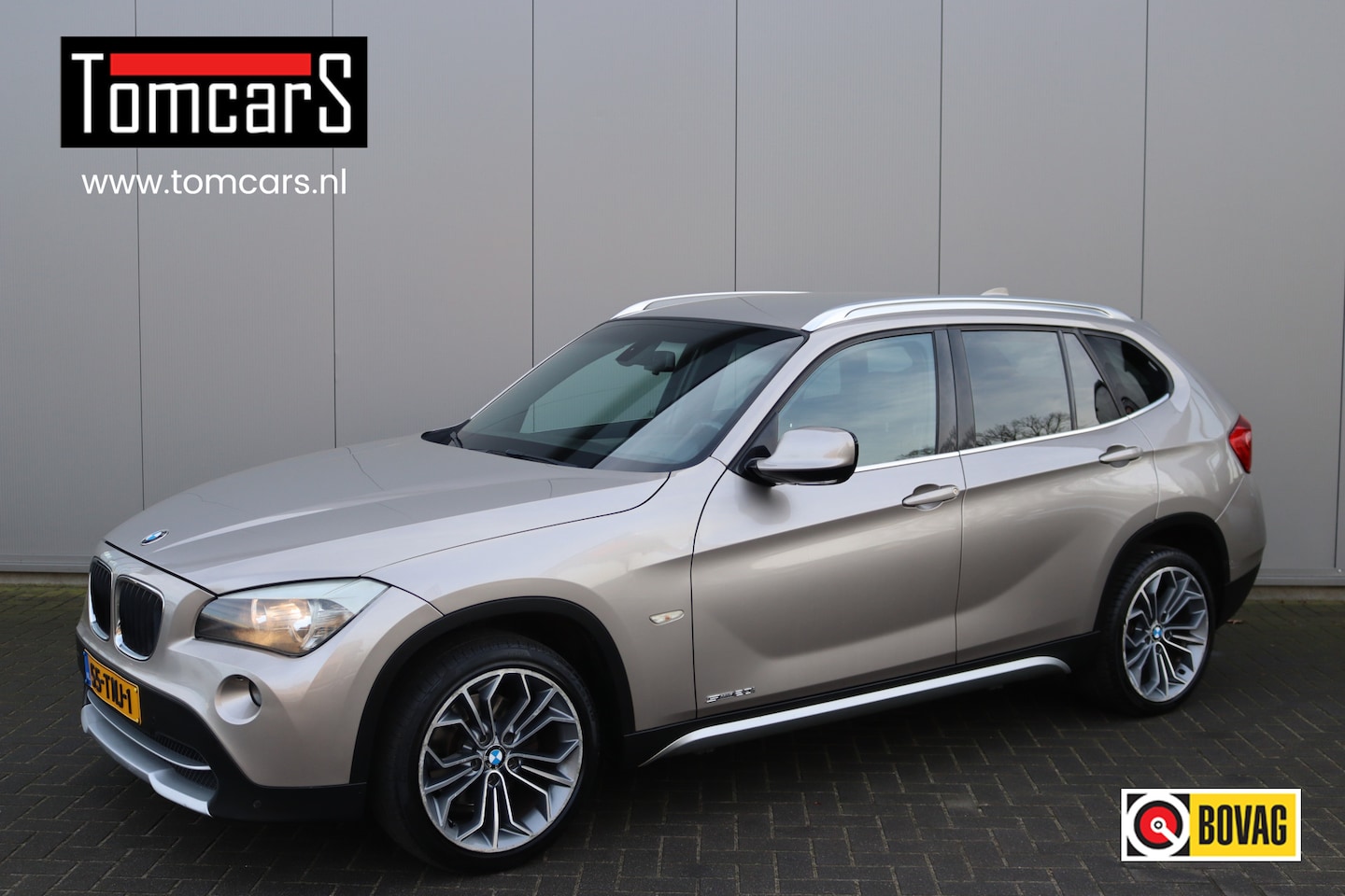 BMW X1 - sDrive20i Automaat Business X-Line/Navigatie/Parkeerhulp/Cruise-control - AutoWereld.nl