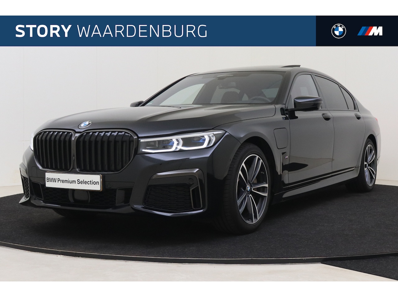 BMW 7-serie - 745Le xDrive High Executive M Sport Automaat / Panoramadak Sky Lounge / Massagefunctie / L - AutoWereld.nl