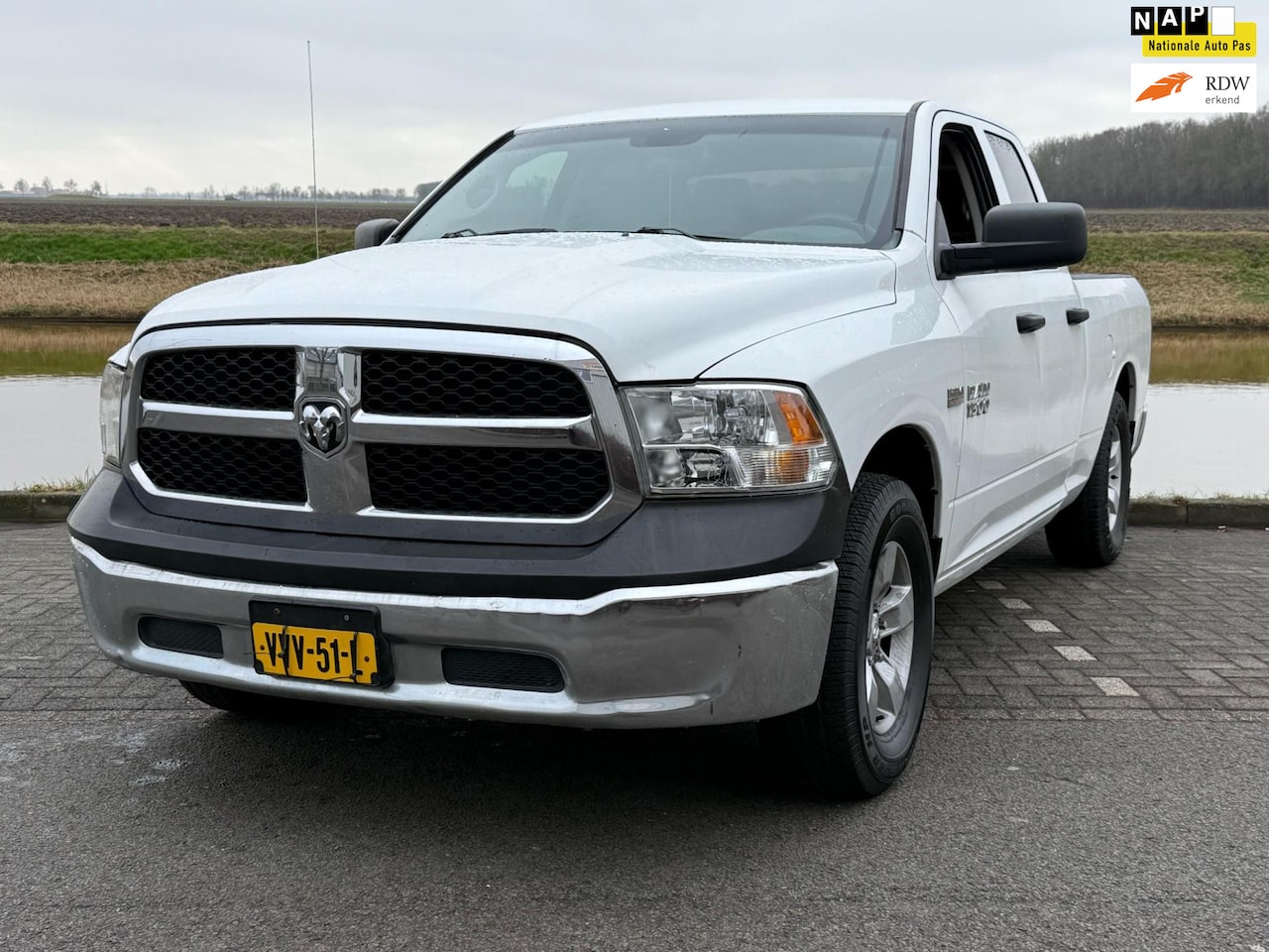 Dodge Ram 1500 - 5.7 V8 4x4 Quad Cab 6'4 5.7 V8 4x4 Quad Cab 6'4 - AutoWereld.nl