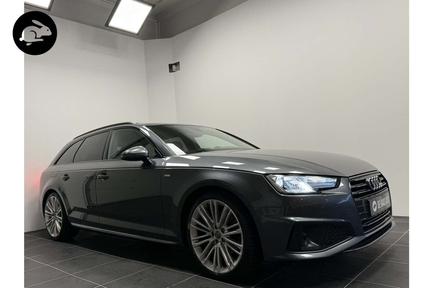 Audi A4 Avant - 40 TFSI Sport 2x S line 190pk/Panodak/Navi/Applecarplay - AutoWereld.nl