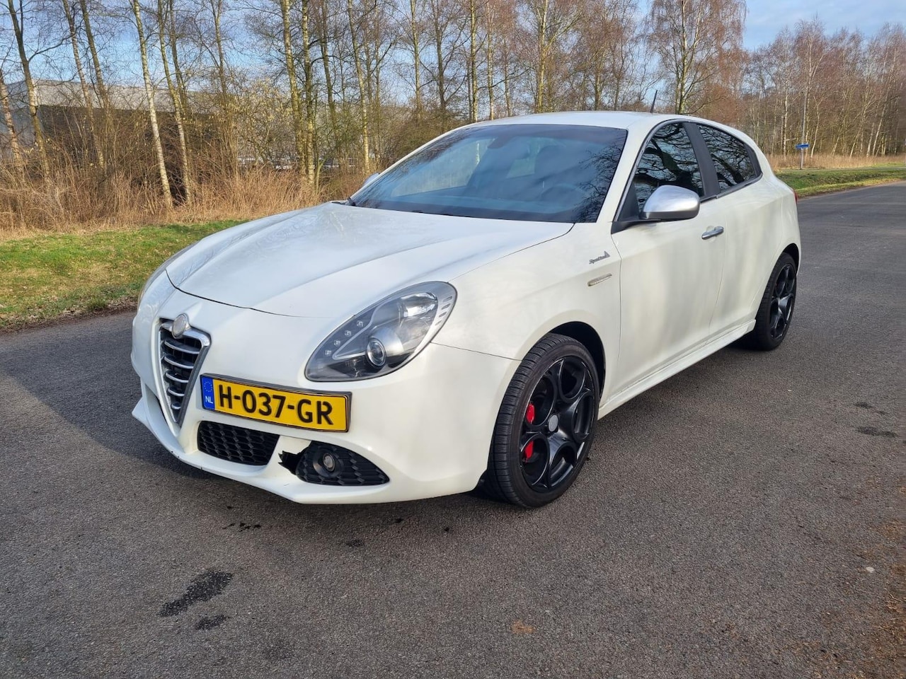 Alfa Romeo Giulietta - 2.0 JTDm Distinctive 2.0 JTDm Distinctive - AutoWereld.nl