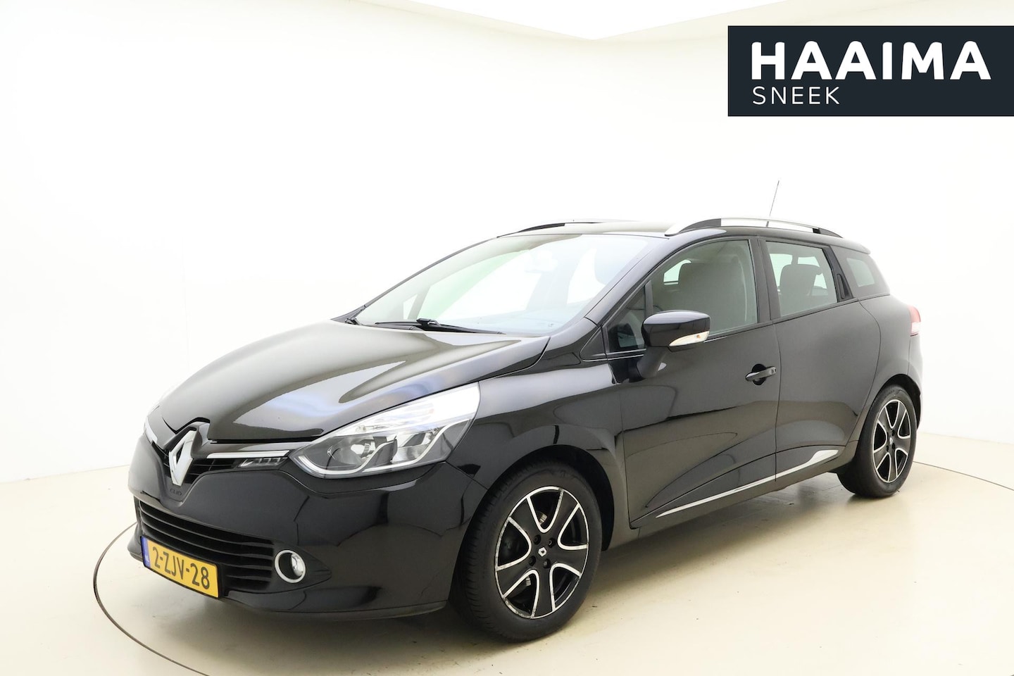 Renault Clio Estate - 0.9 TCe Expression | Navigatie | Trekhaak | Airco | Cruise control | Parkeersensoren achte - AutoWereld.nl