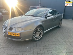 Alfa Romeo GT - 2.0 JTS Distinctive EERST LEZEN