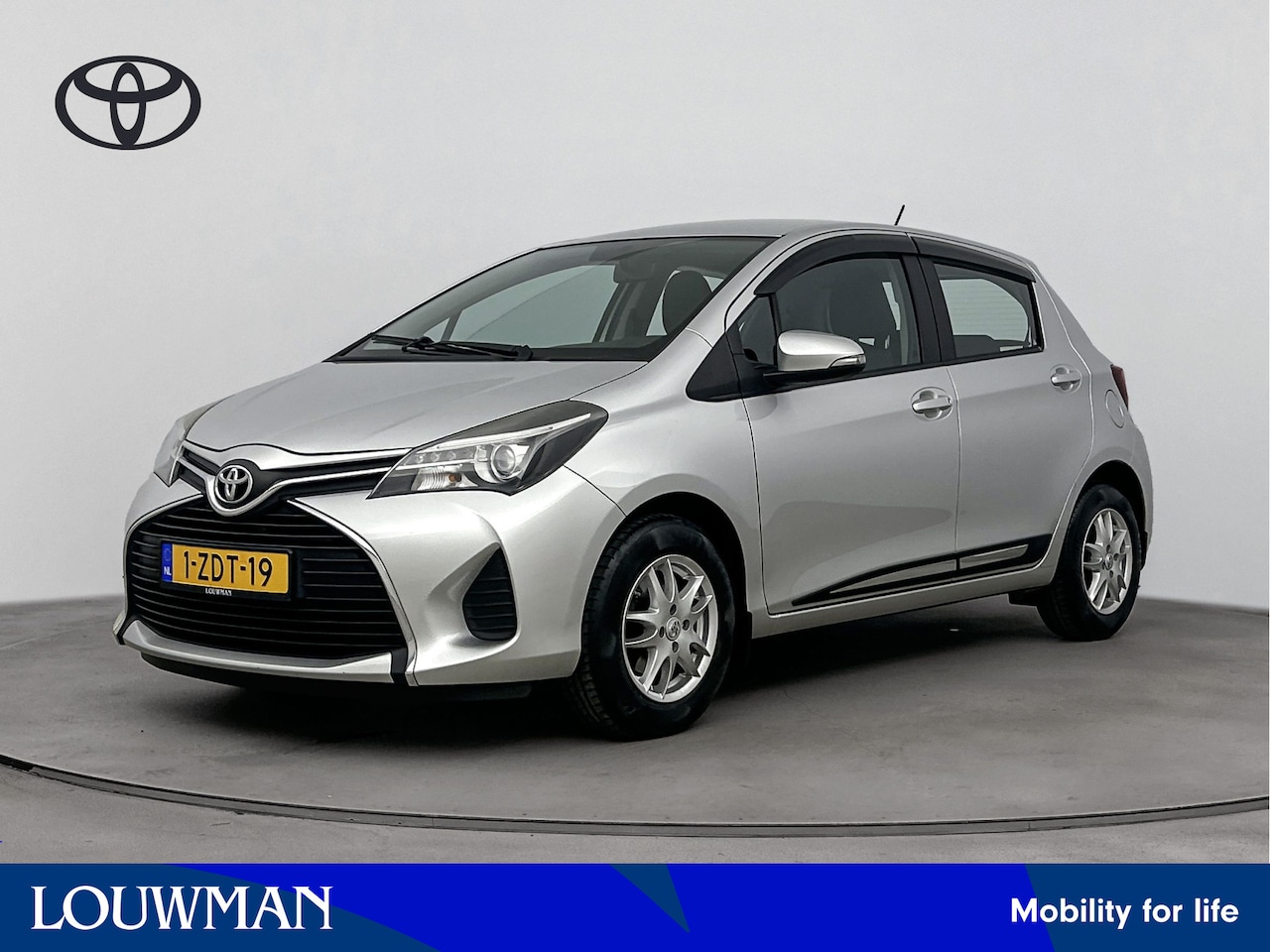 Toyota Yaris - 1.0 VVT-i Aspiration | Airco | LM velgen | Cruise Control | - AutoWereld.nl