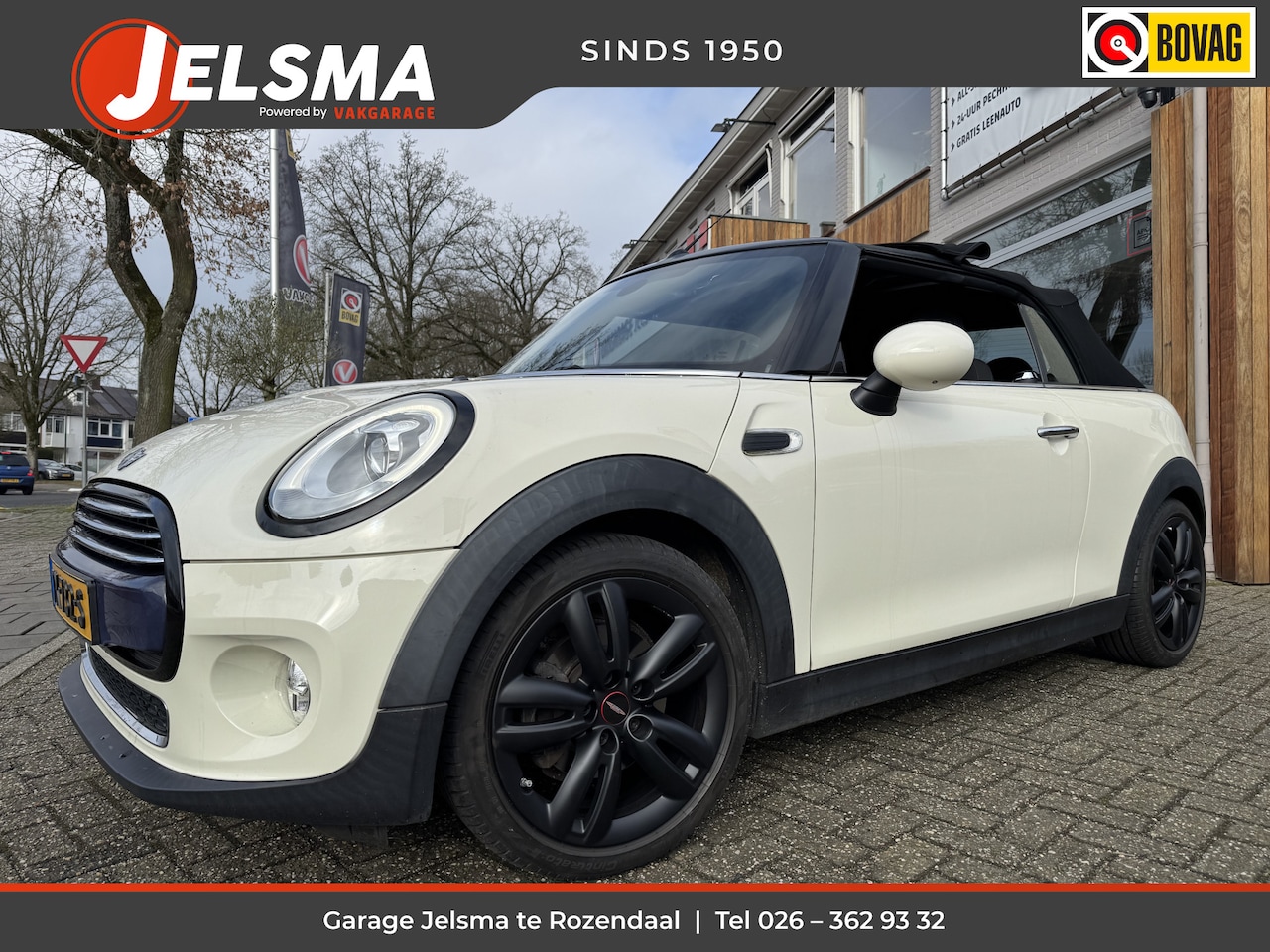 MINI Cabrio - Mini 1.5 Cooper Chili 136pk Aut. 17inch JCW | Navi | Clima - AutoWereld.nl