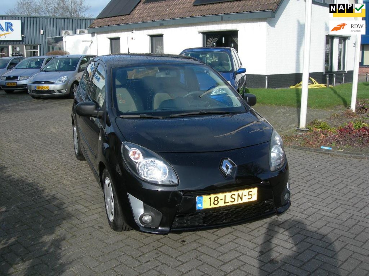 Renault Twingo - 1.2-16V Authentique met AIRCO - AutoWereld.nl