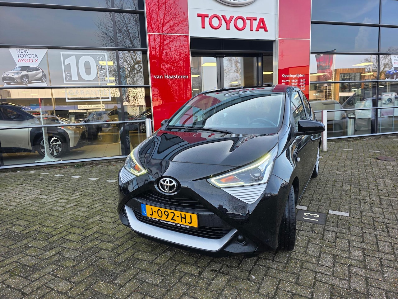 Toyota Aygo - 1.0 VVT-i 72pk 5D x-play - AutoWereld.nl