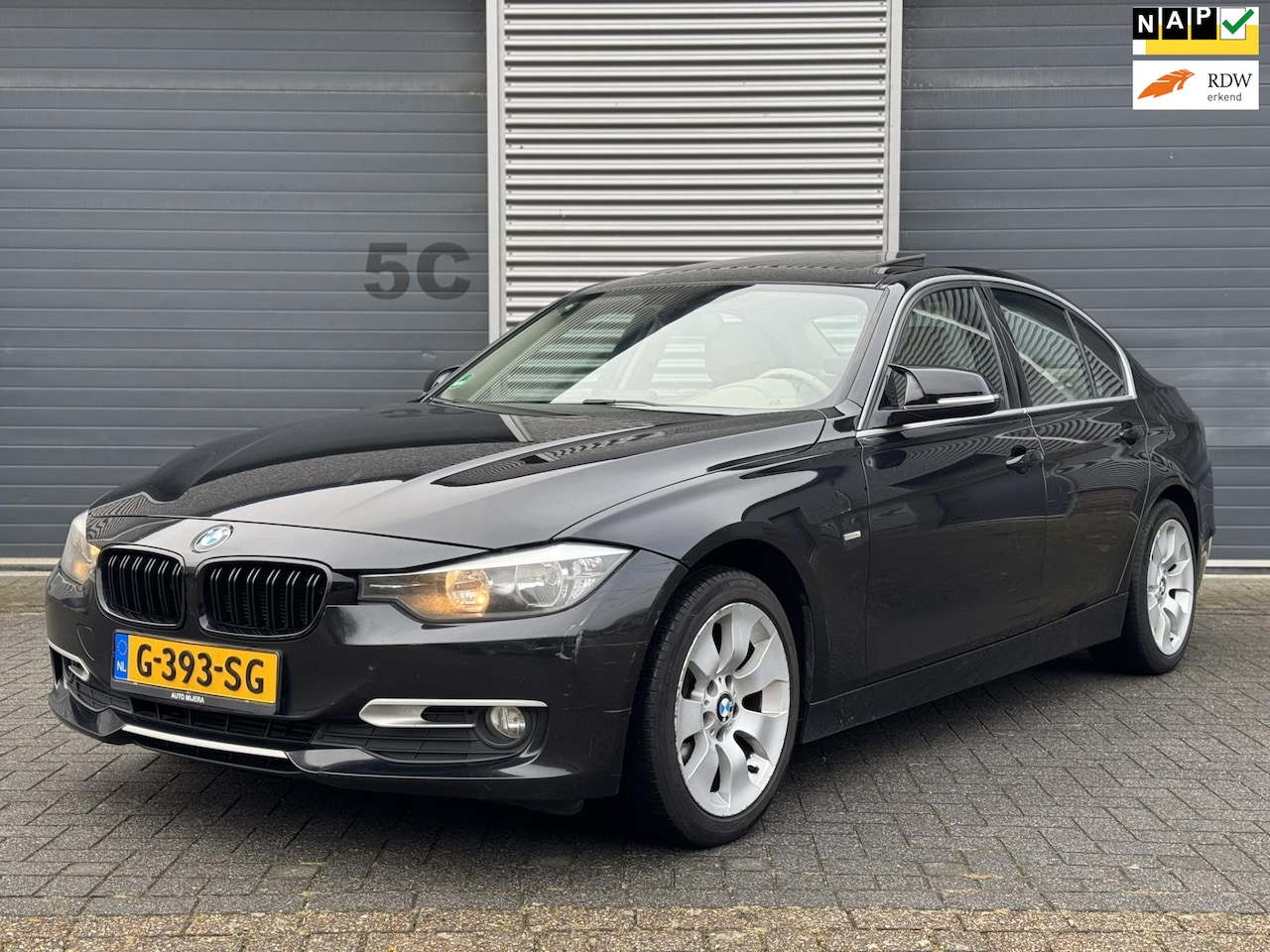 BMW 3-serie - 320d High Executive Leder/dak/HarmanKardon - AutoWereld.nl