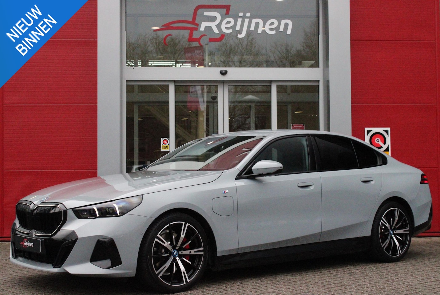 BMW 5-serie - 530e M-SPORT PRO 300PK (nieuw model) M-SPORT PAKKET | M-SPORT PRO PAKKET | M-SPORT REMSYST - AutoWereld.nl