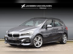 BMW 2-serie Active Tourer - 218i High Executive / Panoramadak / M-Sport / Stoelverwarming