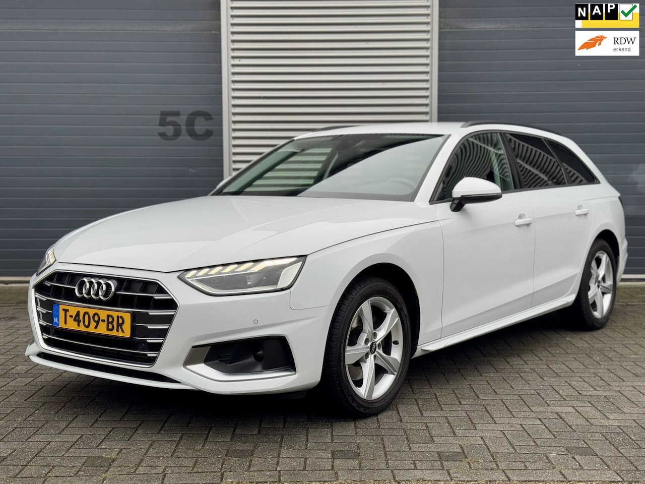 Audi A4 Avant - 35 TFSI Business Edition Matrix - AutoWereld.nl