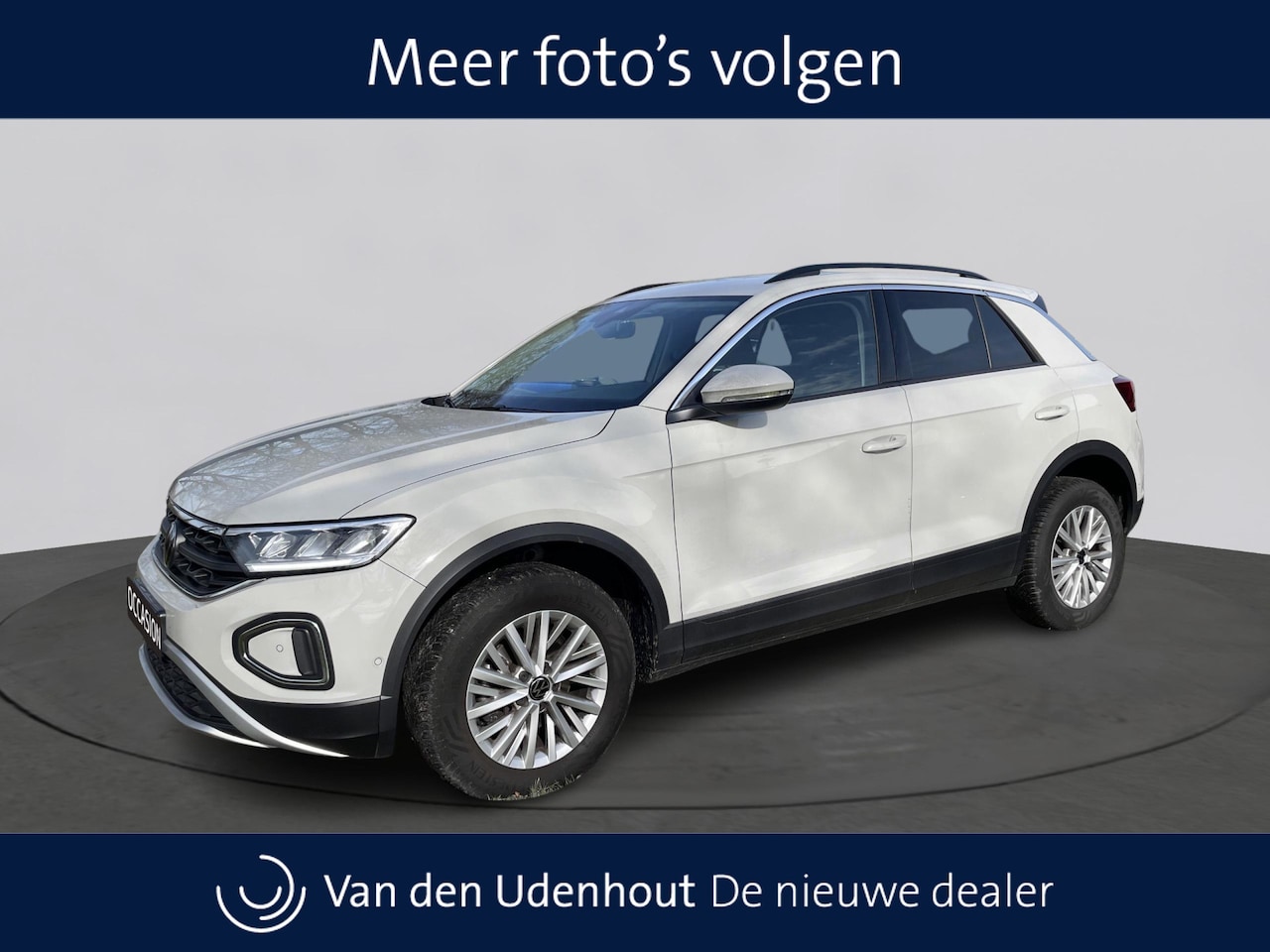 Volkswagen T-Roc - 1.5 TSI 150pk Life DSG / Navigatie / Camera / Apple Carplay - AutoWereld.nl