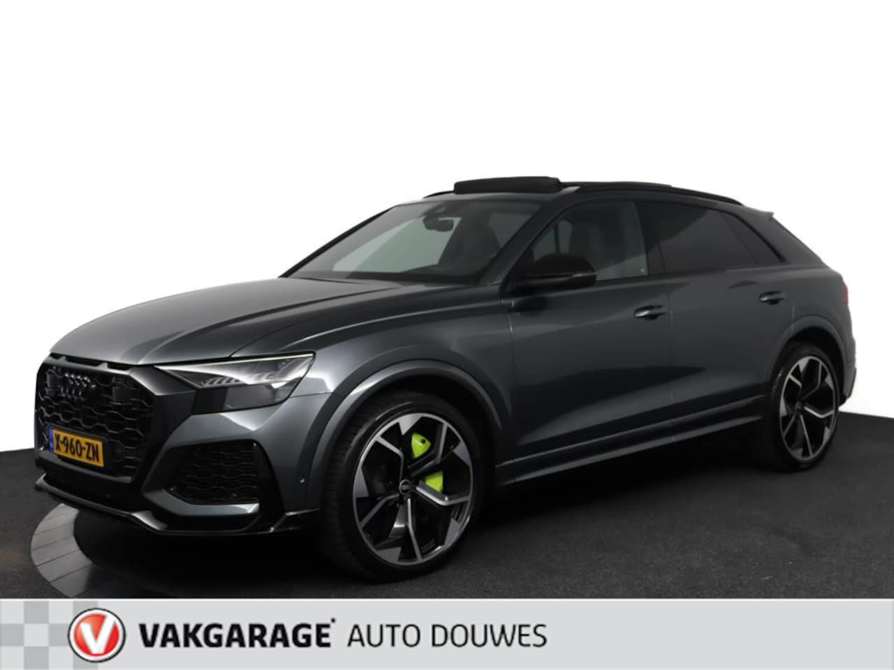 Audi RSQ8 - 4.0 TFSI RSQ8 quattro |Pano |Keramisch |Akrapovic |Matrix | Carbon | Bomvol - AutoWereld.nl