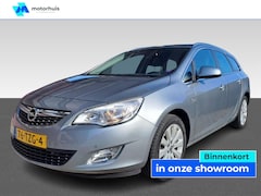 Opel Astra - 1.4 TURBO 140PK COSMO NAVI PDC CRUISE ECC NAP | VOLLEDIG MOTORHUIS ONDERHOUDEN