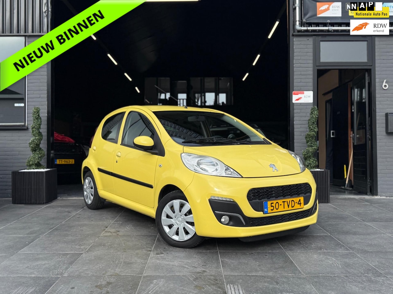 Peugeot 107 - 1.0 Active|APK|NAP|Airco|Elek. Ramen - AutoWereld.nl