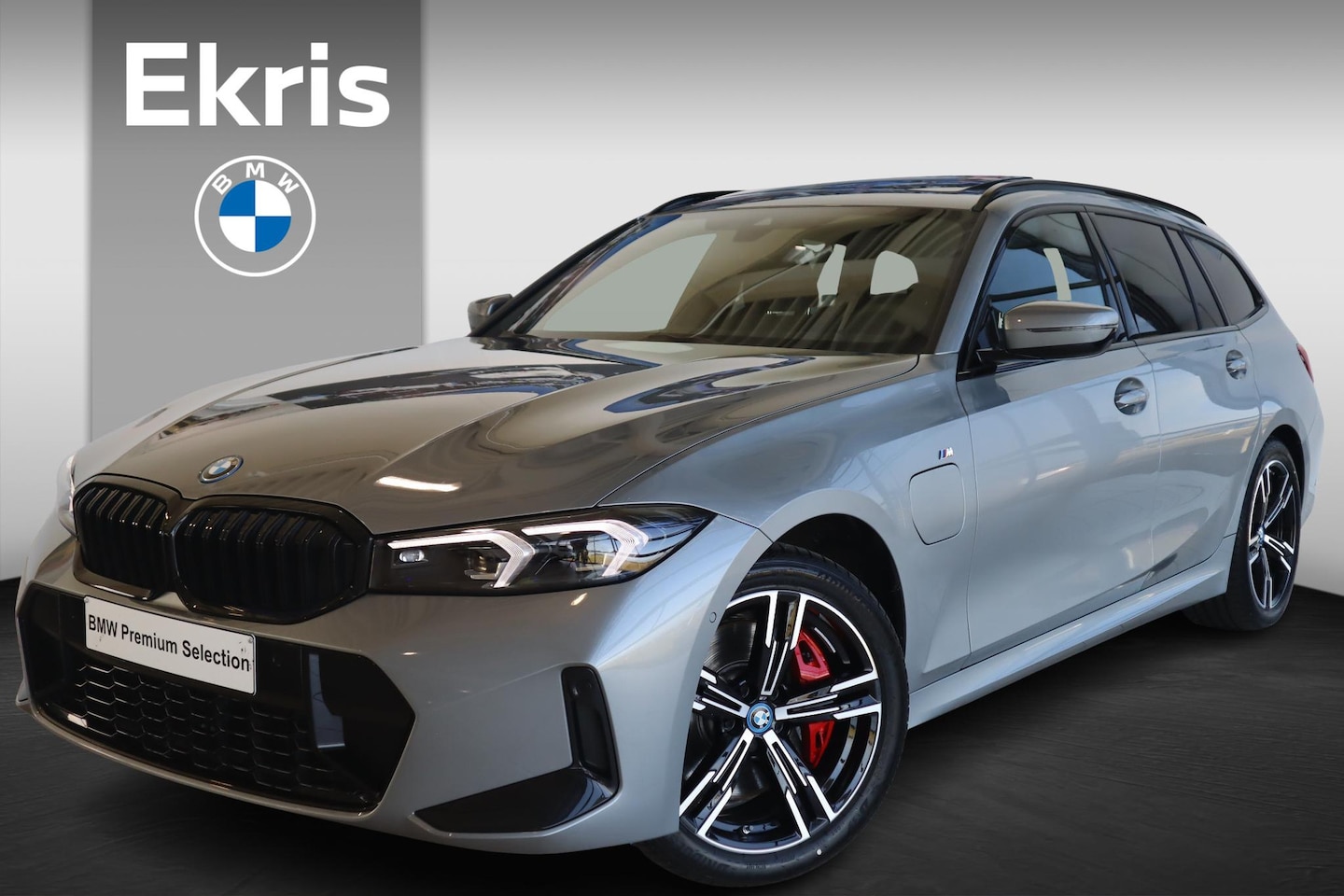 BMW 3-serie Touring - 320e | M Sportpakket Pro | Innovation Pack | Travel pack - AutoWereld.nl