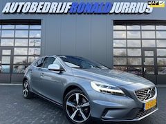 Volvo V40 - 1.5 T3 Polar+ Sport NL.Auto/Panoramadak/Trekhaak/Full Led/Camera/Navigatie/1Ste Eigenaar/D