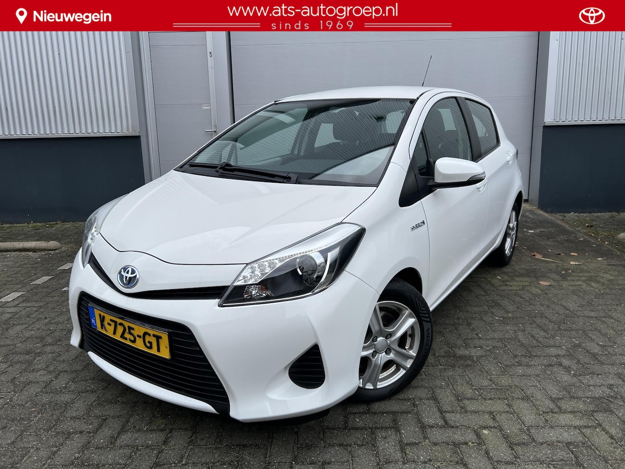 Toyota Yaris - 1.5 Full Hybrid Aspiration 1.5 Full Hybrid Aspiration , Lm velgen ,Navigatie - AutoWereld.nl