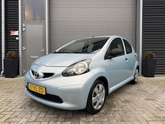 Toyota Aygo - 1.0-12V