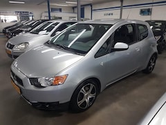 Mitsubishi Colt - 1300i 3 DEURS SPORT UITVOERING AIRCO