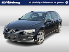 Volkswagen Passat Variant - 1.4 TSI PHEV GTE Business / NAVI / APP.Connect / Rondom CAMERA / PANODAK / Elektr. Trekhaa