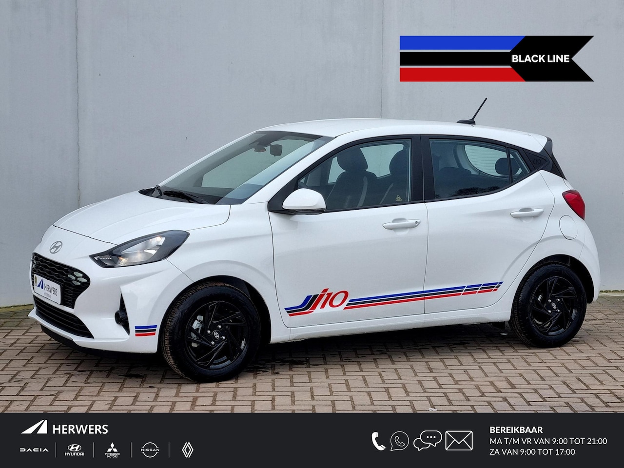 Hyundai i10 - 1.0 Black Line Smart / €2450,- Voordeel Op Nieuwprijs / Rijklaarprijs / Direct Leverbaar - AutoWereld.nl