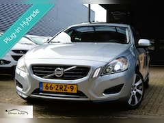 Volvo V60 - 2.4 D6 AWD Plug-In Hybrid Pure Limited|Leder|Nap