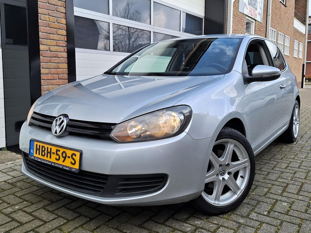 Volkswagen Golf - 1.4 Easyline 2012 Grijs Clima  LMV Zeer Mooi - AutoWereld.nl