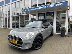 MINI Cooper - 1.5 Cooper Serious Business I Automaat I Navigatie I LED I Clima